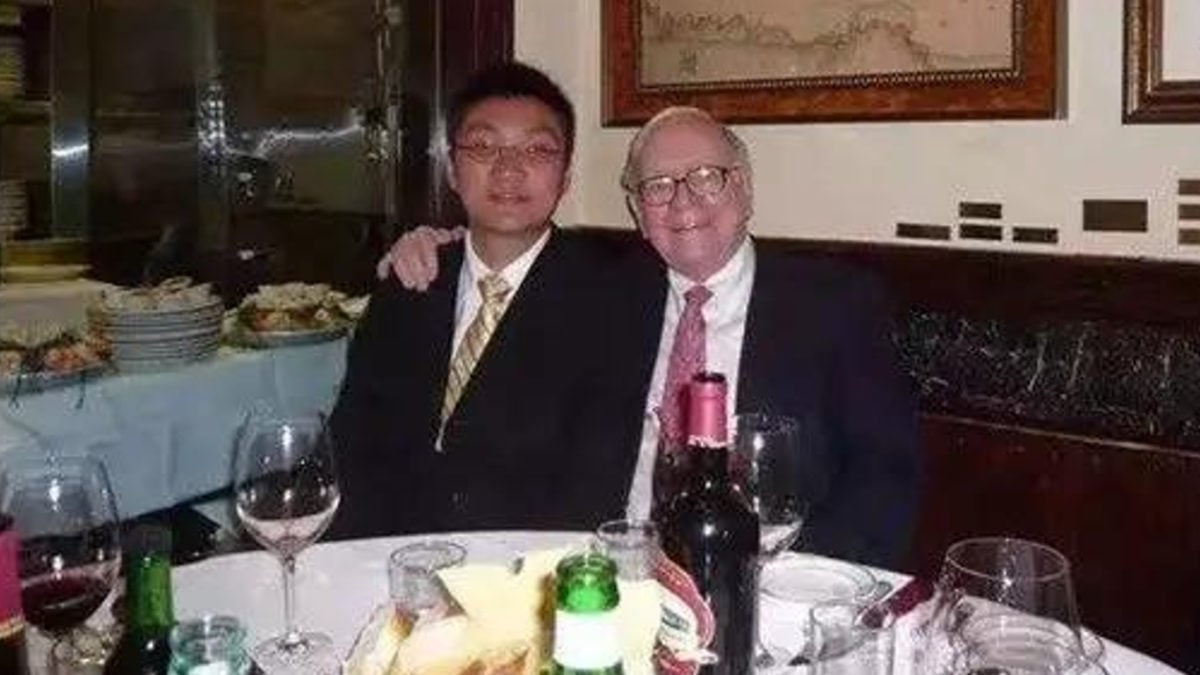 Pinduoduo Inc Colin Huang Warren Buffett