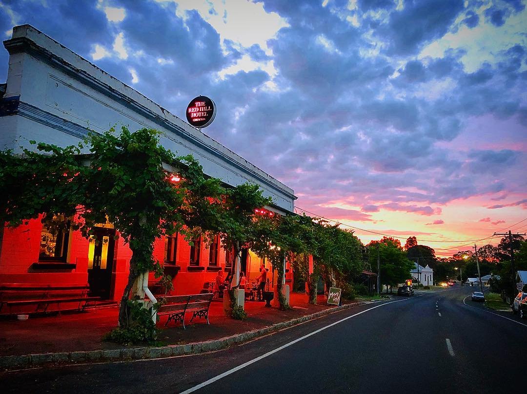 best country pubs victoria