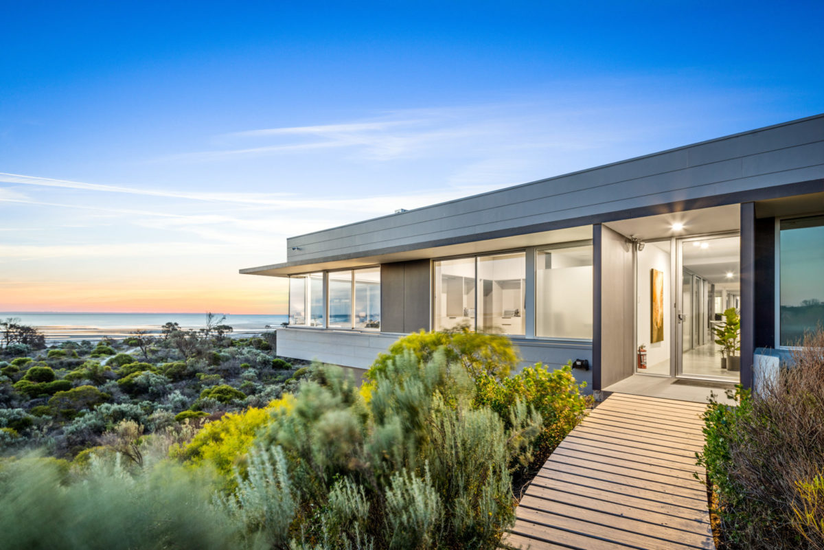 On The Market: The Dunes In Yorke Peninsula Is An Off-Grid Sanctuary