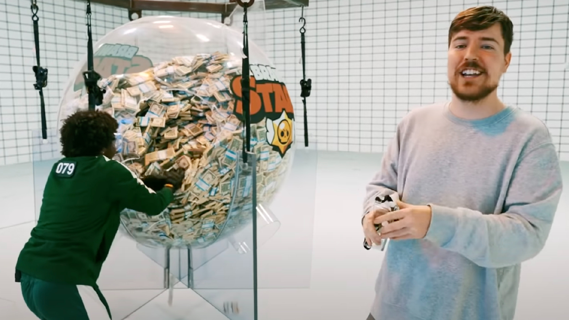 How Much Money Does MrBeast Make A Year? [2021]