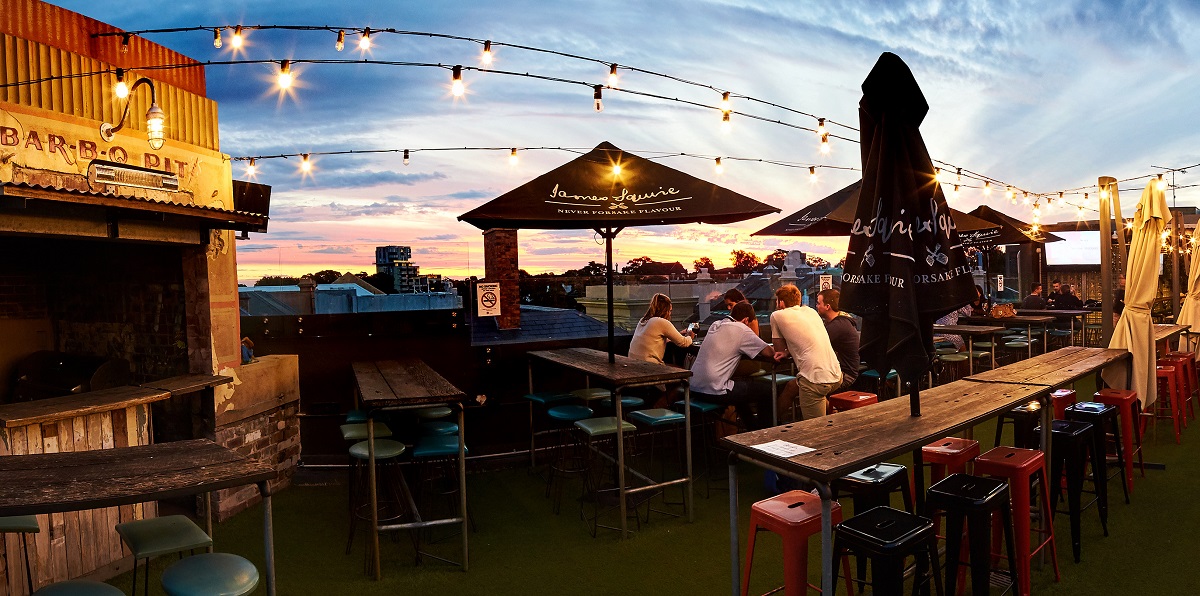 websters bar