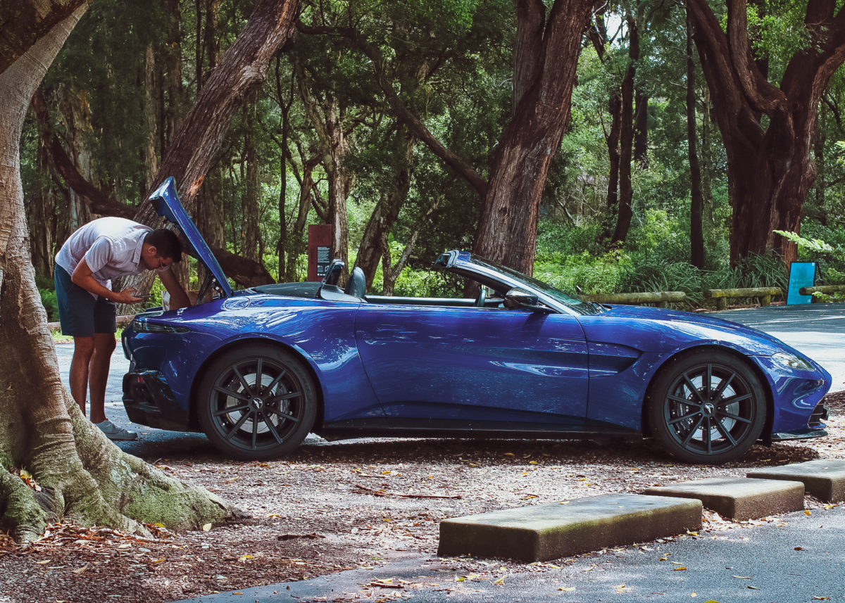 Vantage Roadster Feture 2