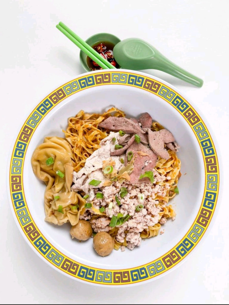 Worlds Cheapest Michelin Starred Meal Singapore Tai Hwa Pork Noodle Hill Street Bak Chor Mee 1