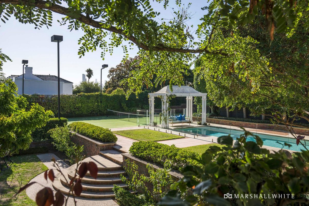35 Clendon Road Toorak
