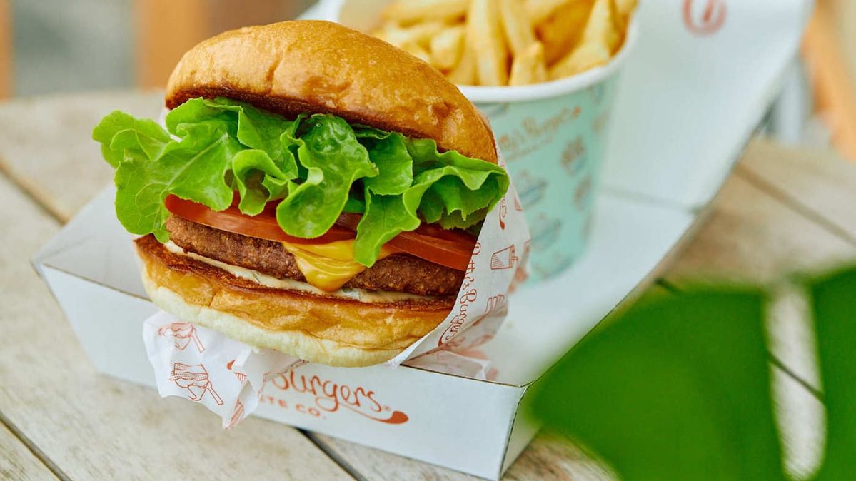 Betty’s Burgers Is Now Being Served In Virgin Australia Lounges