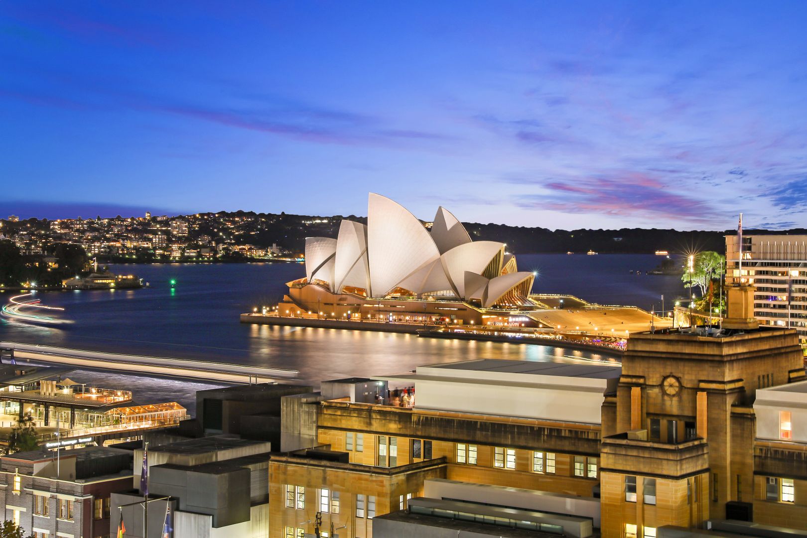 On The Market: This $40 Million Penthouse With Immaculate Views Of Sydney Harbour