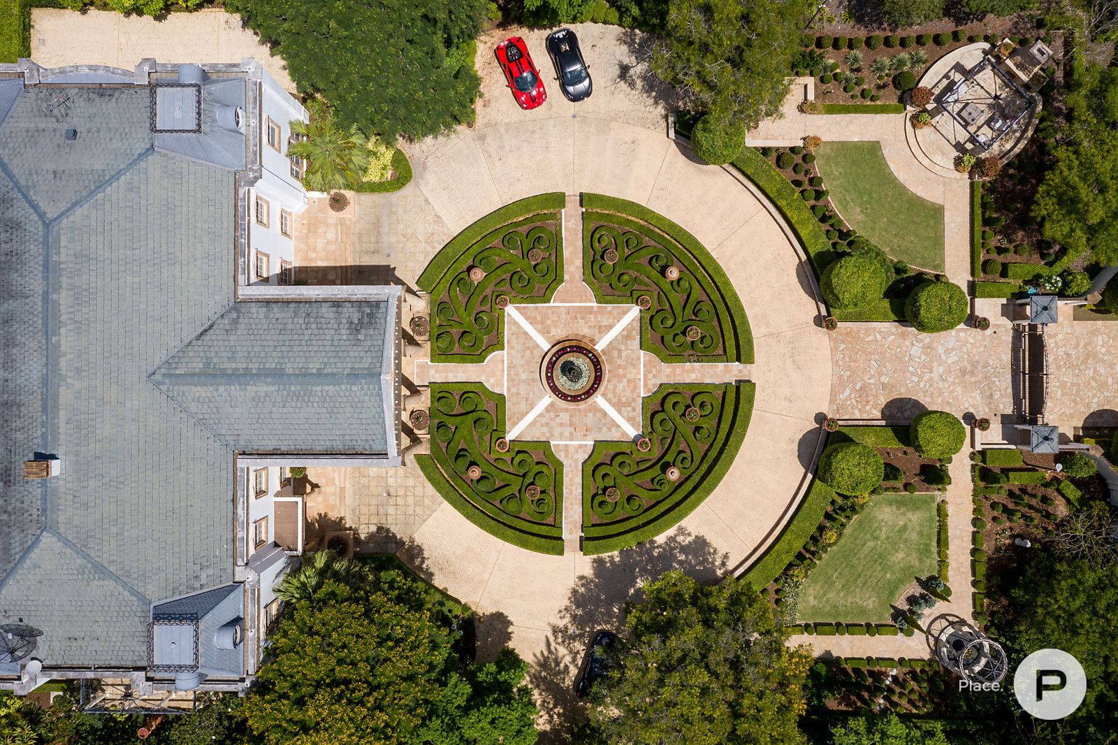 On The Market: $25 Million Robertson Estate Is Straight Out Of ‘The Great Gatsby’