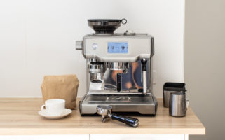 Breville Oracle Touch is a coffee machine well worth the price tag