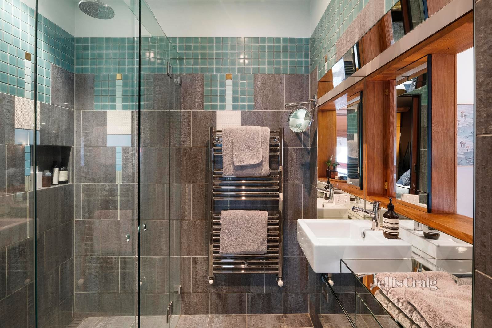 This New York-Style Loft Apartment Is Quintessential Collingwood Cool