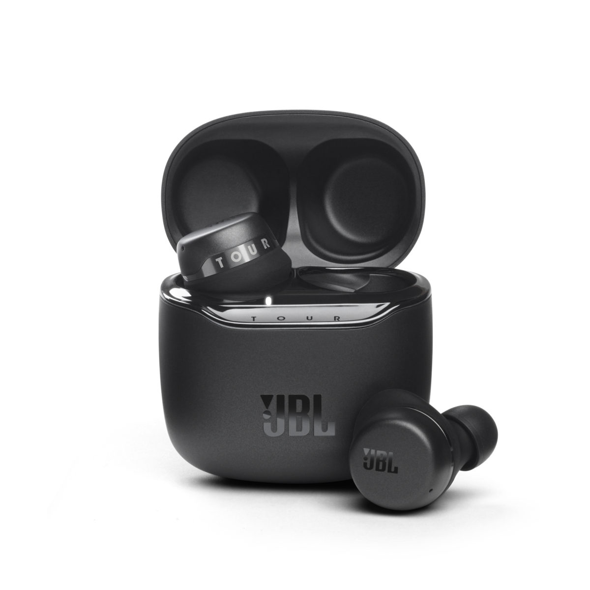 JBL&#8217;s Tour Range Prove Noise-Cancelling Cans Don&#8217;t Need A Hefty Price Tag