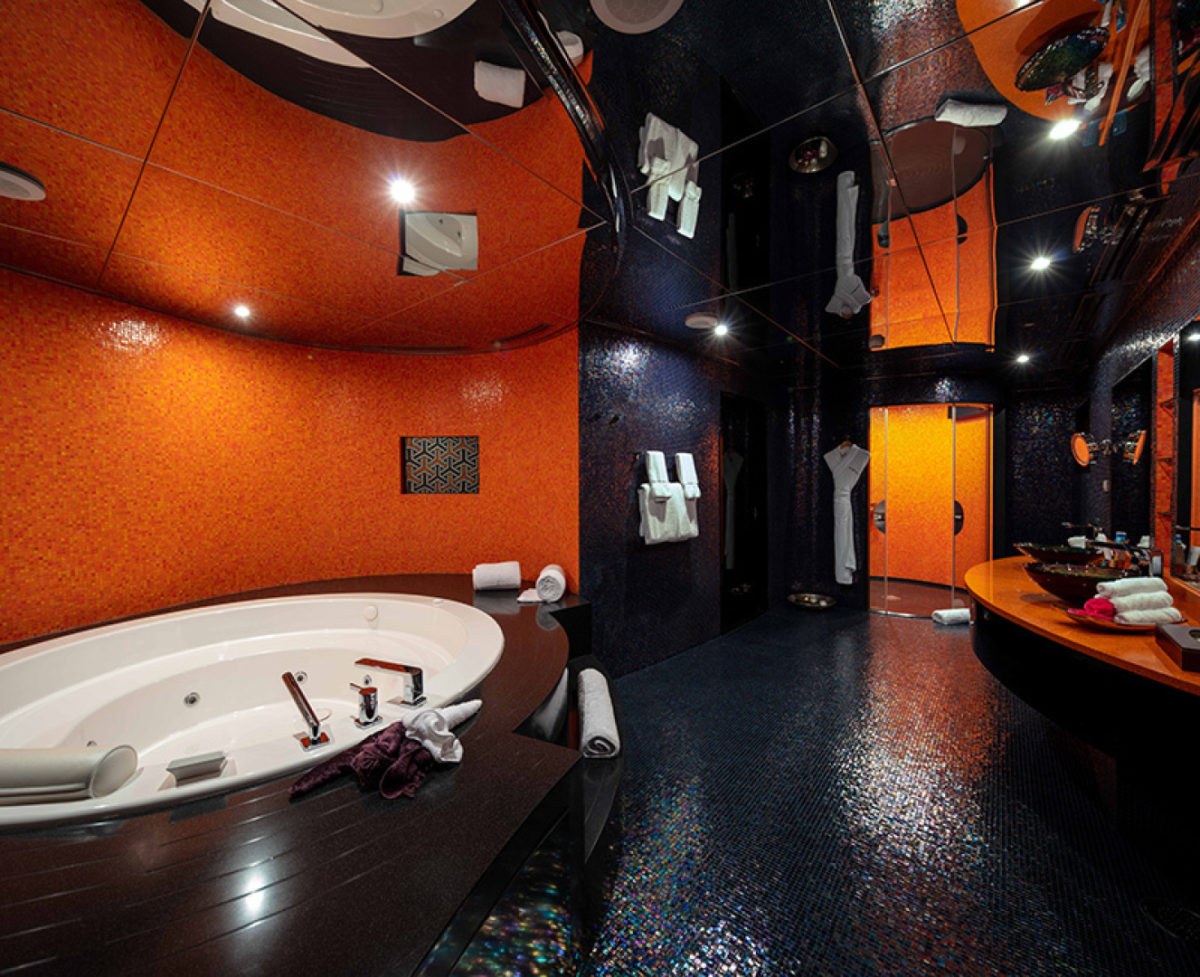 Dubawi: The 328-Foot Megayacht With Its Very Own Nightclub & Hospital