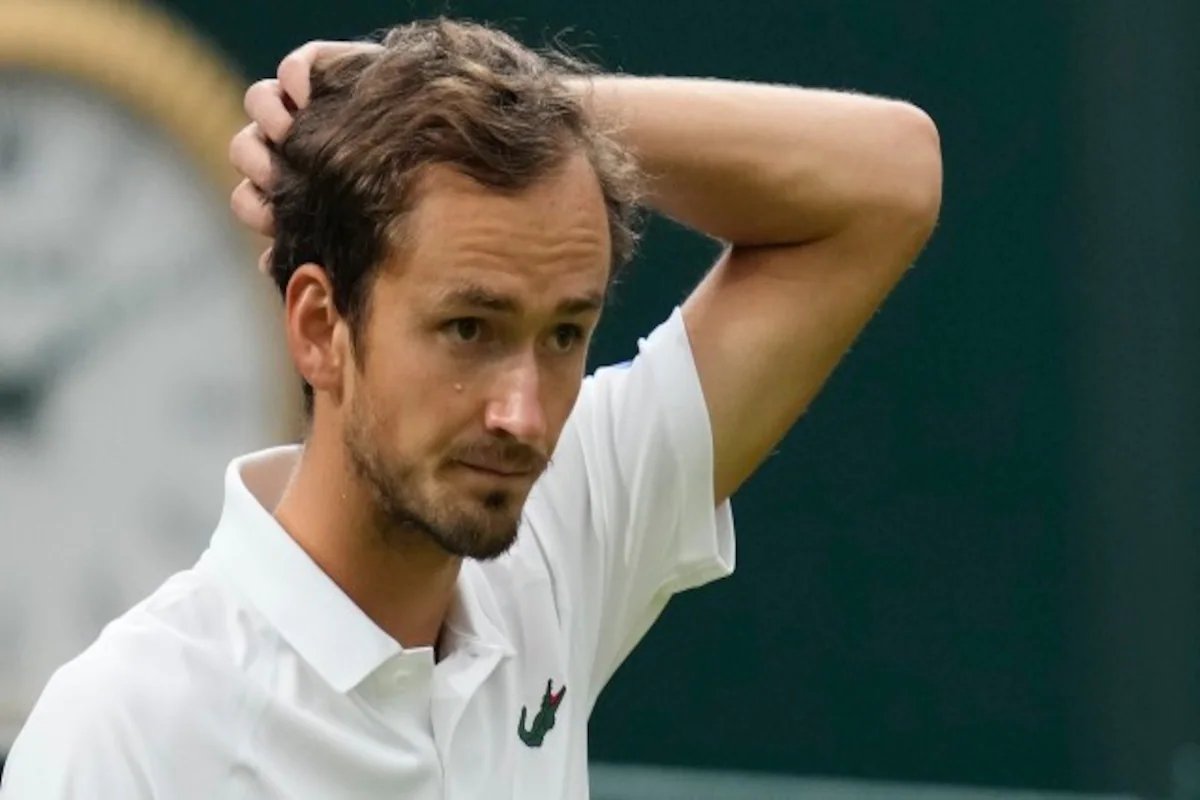 Wimbledon Prize Money 2022: What Did Kyrgios & Djokovic Earn?
Daniil Medvedev