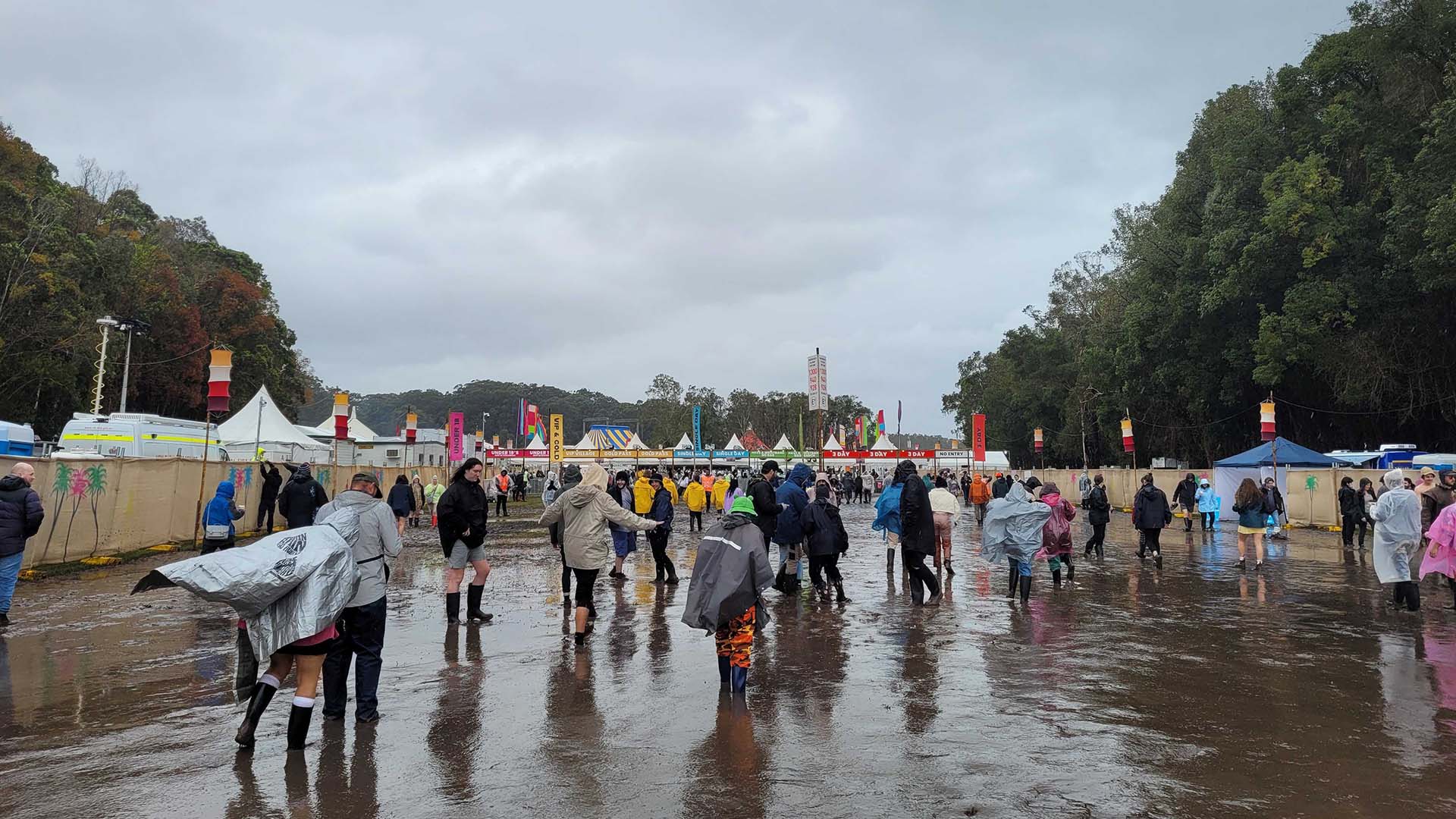 Splendour In The Grass Day 1 Cancelled Due To Weather Conditions