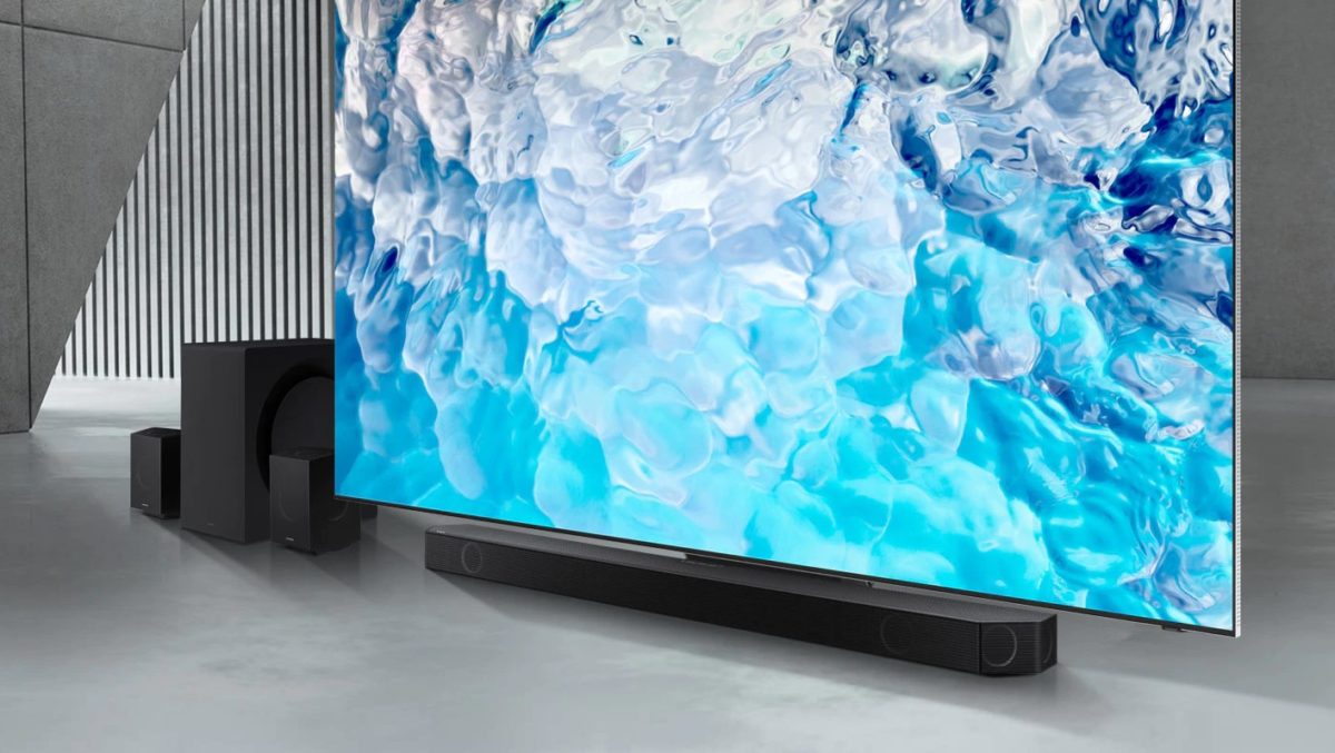Samsung QN900B TV 