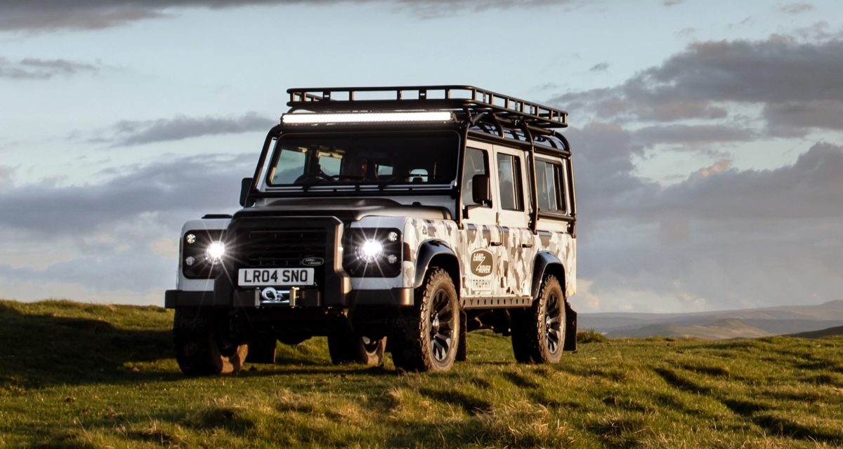 Land Rover Is Releasing Limited Edition V8 Classic Defenders