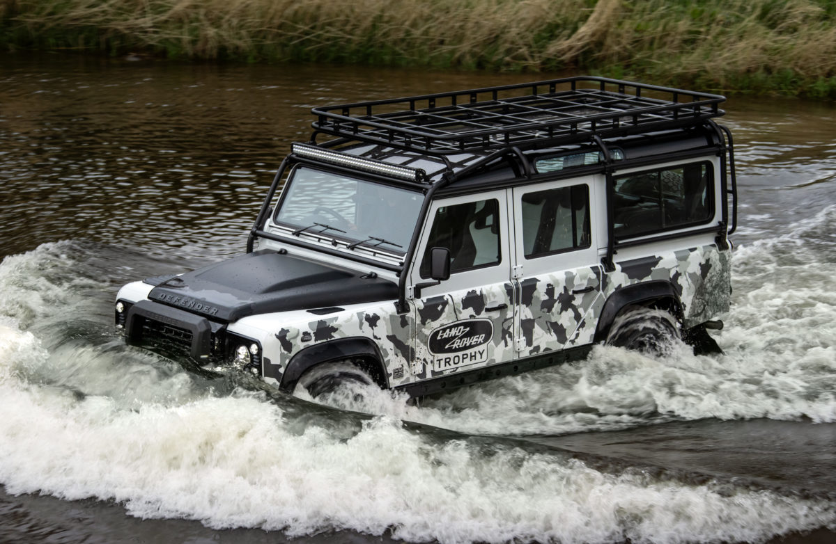 Land Rover lanza una edición limitada del V8 Classic Defenders