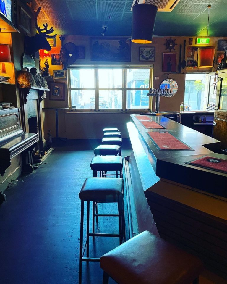 15 Best Pubs Adelaide Has To Offer In 2023