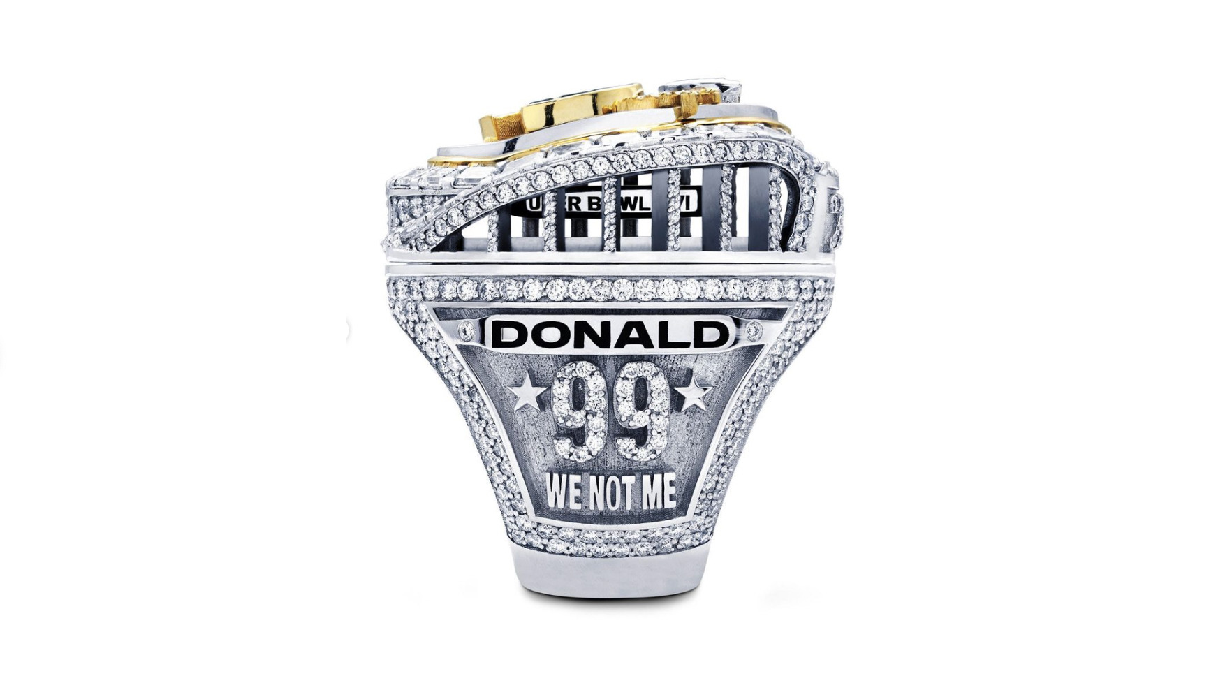 The LA Rams #39 Super Bowl LVI Rings Are Pure Hollywood Extravagance The LA Rams #39 Super Bowl LVI Rings Are Pure Hollywood Extravagance