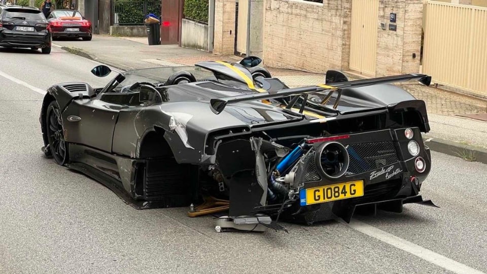 Someone Has Been Caught On Camera Totalling Their $25 Million Pagani Zonda HP Barchetta