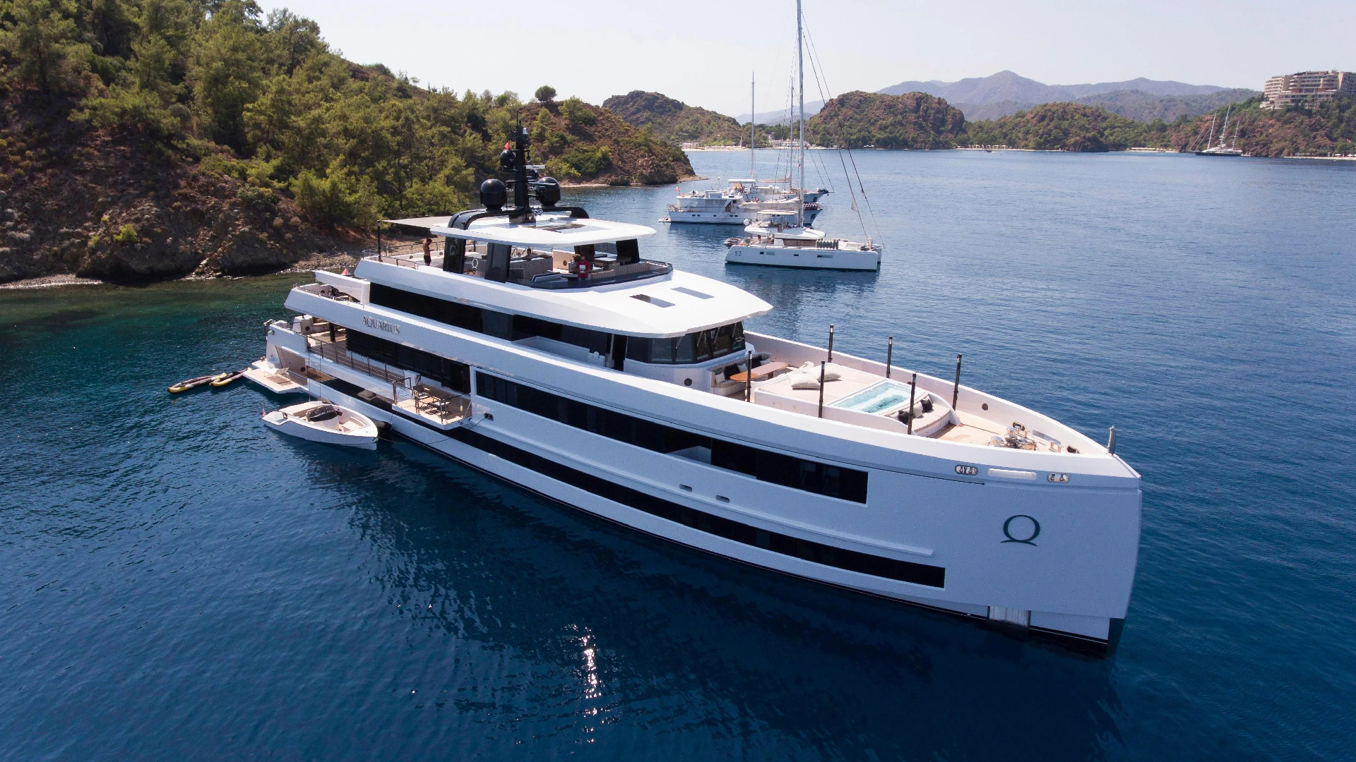 Create Your Own ‘Knives Out’ Mystery Aboard 151-Foot Superyacht Aquarius