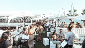 The Best Rooftop Bars In Melbourne Right Now