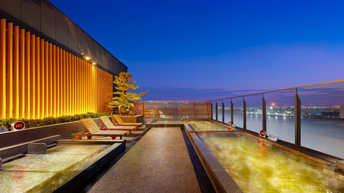 Tokyo-Haneda Airport Will Be Getting Its Very Own Rooftop Onsen