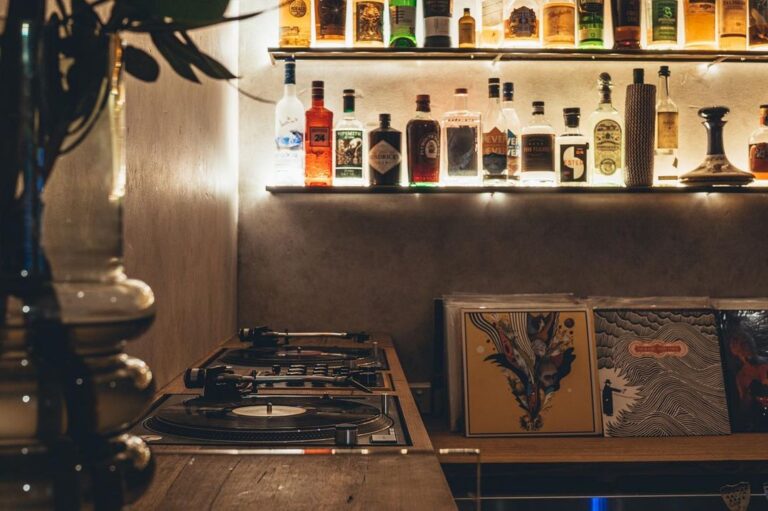 The Best Romantic Restaurants In Melbourne For Date Night