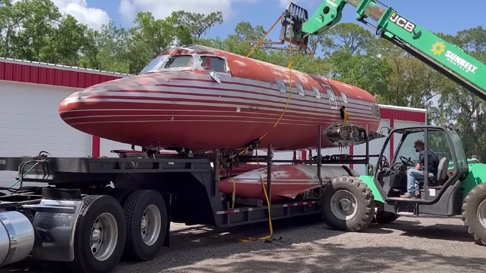 Elvis Presley's Private Jet Is Being Turned Into A Unique RV For Vegas Joy Rides