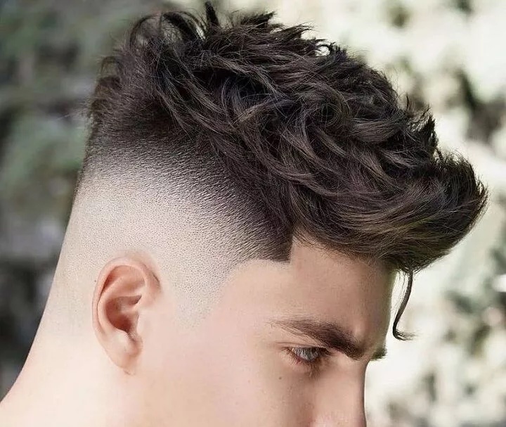 Textured Spiky Messy Haircuts 1