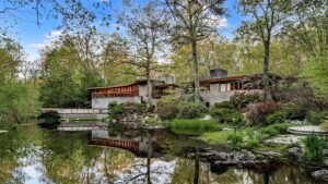 Frank Lloyd Wright’s Spectacular Tirranna House Can Now Be Yours For $12 Million