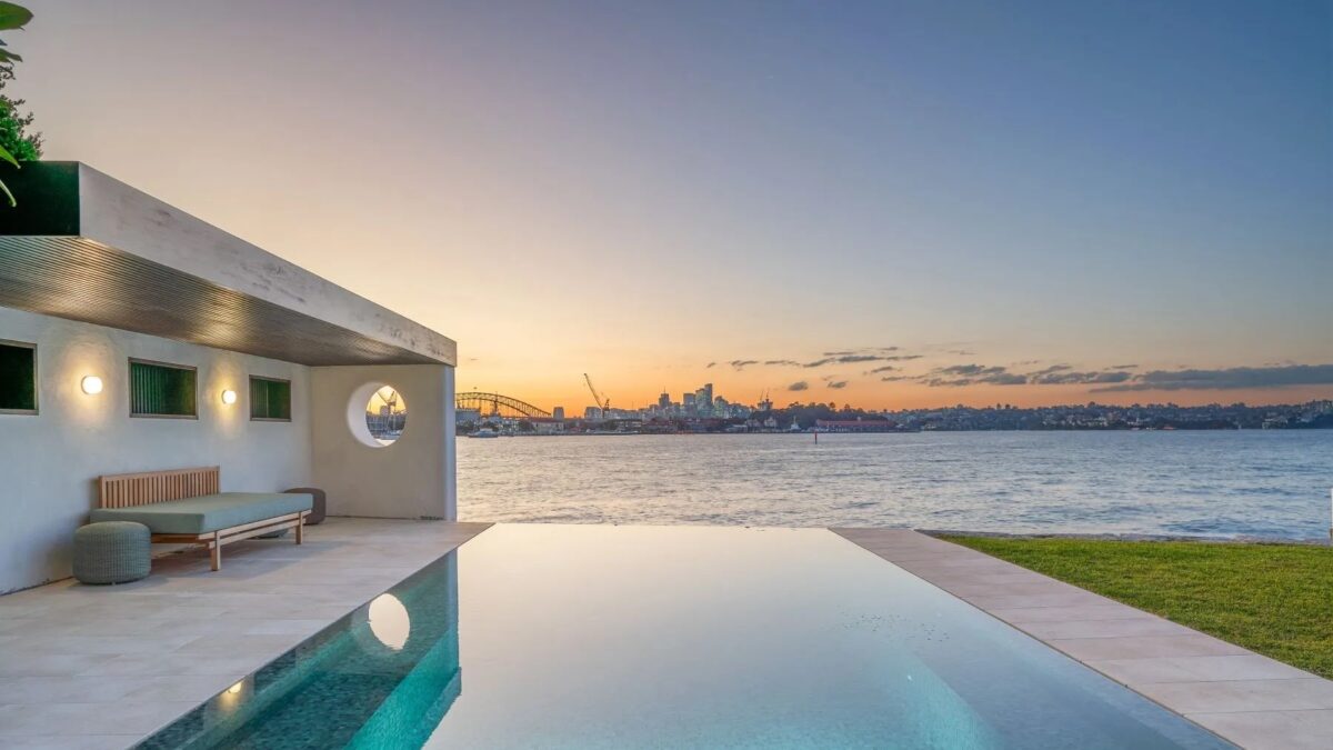 82 New Beach Road Darling Point