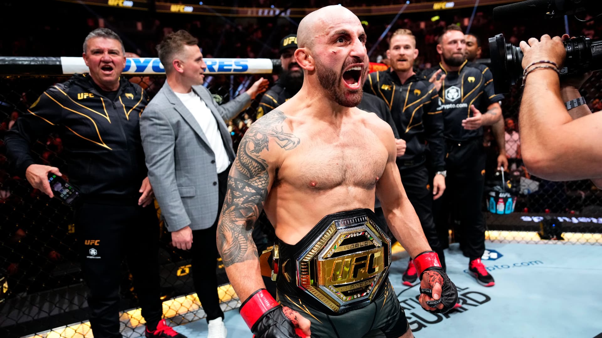 Volkanovski Alexander Volkanovski Weight: How Heavy Is The UFC Champ?