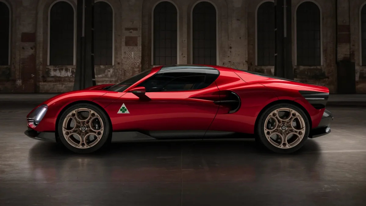 Alfa Romeo 33 Stradale