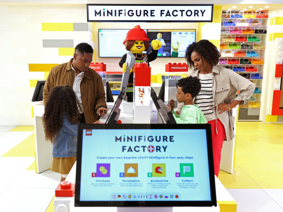 Holy Brick: The World's Largest LEGO Store Is Coming To Sydney