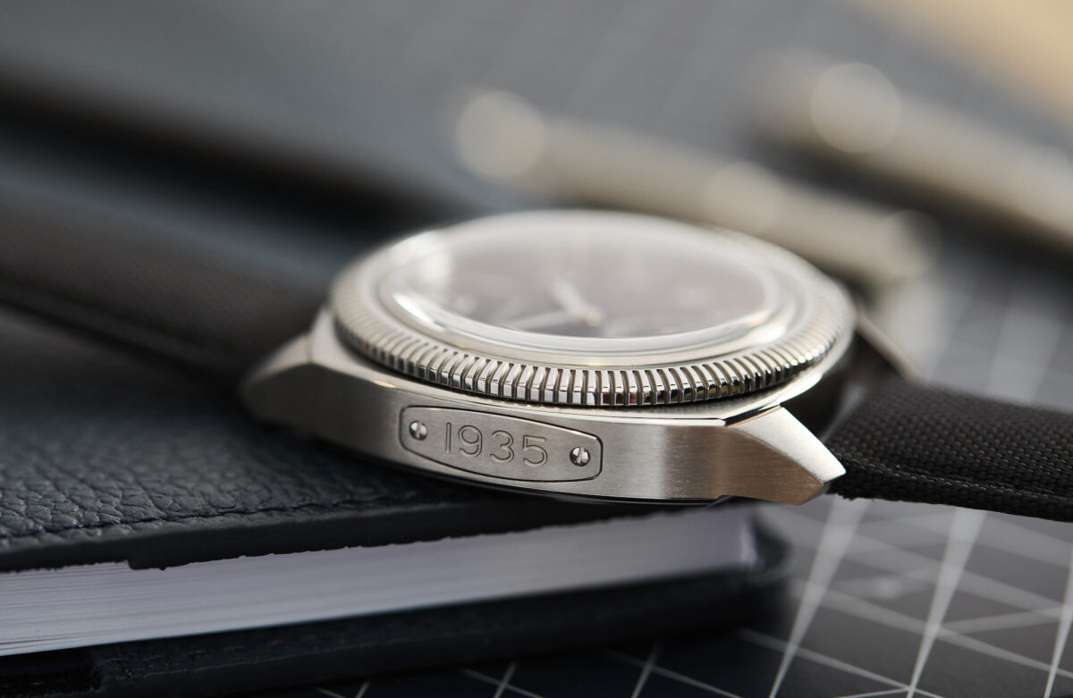 Longines Pilot Majetek titanium