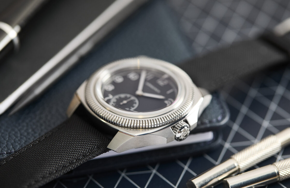 Longines Pilot Majetek titanium
