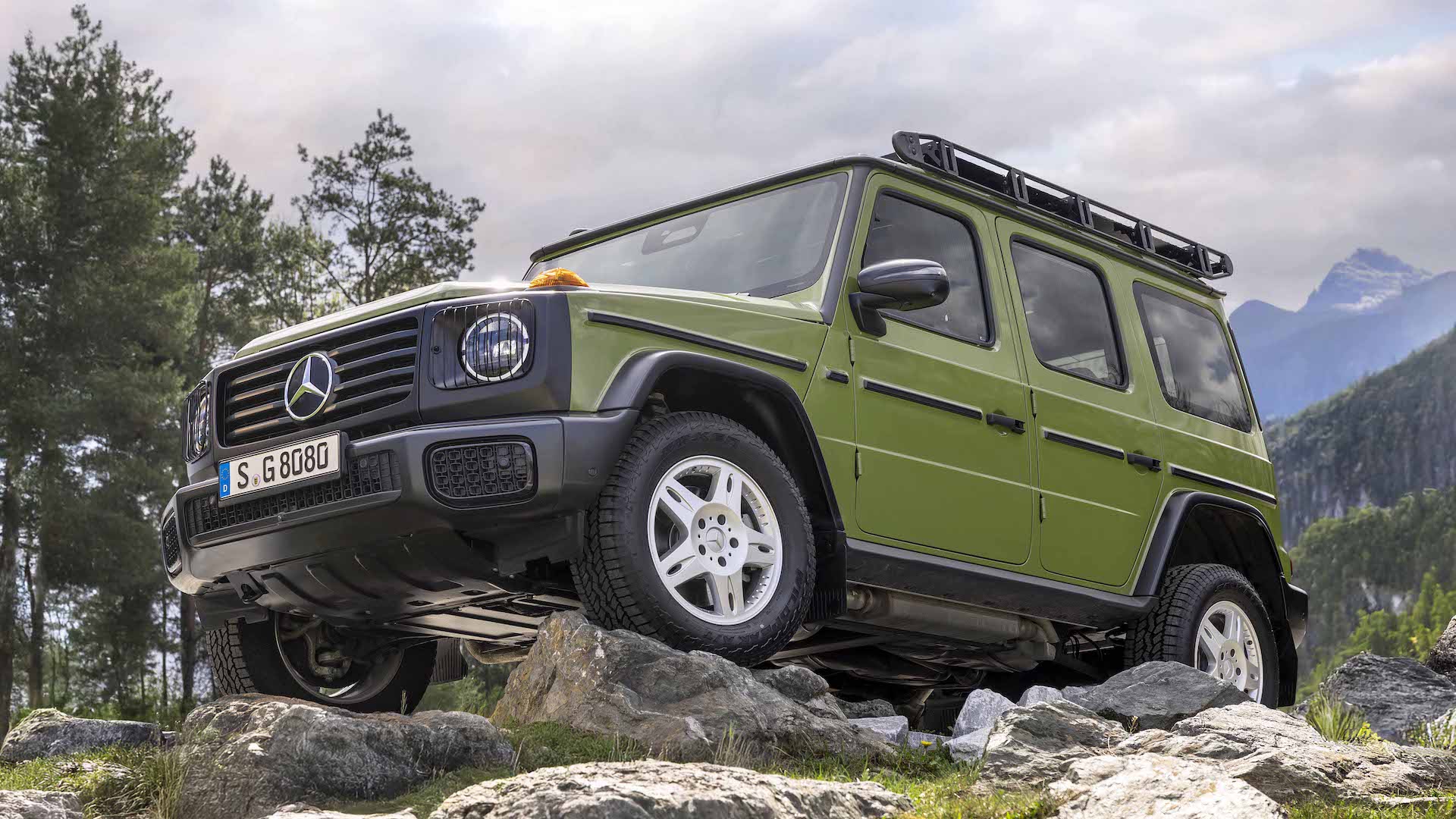 Mercedes-Benz Announces The Retro G-Wagen Of Your Dreams