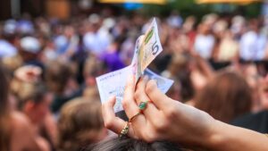 Roni Bintang/Getty Images