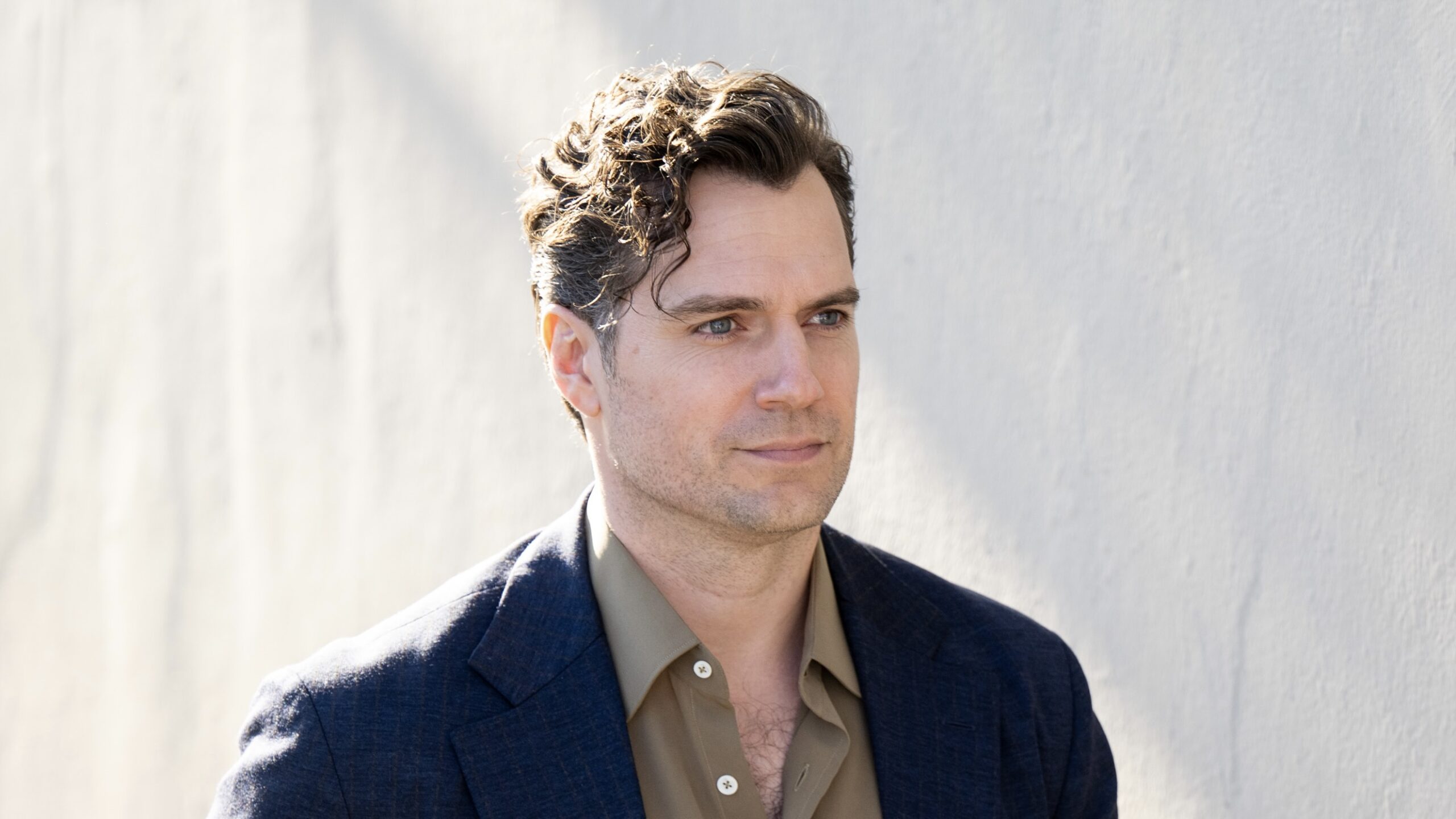 165+ Of The Best Curly Hairstyles For Men