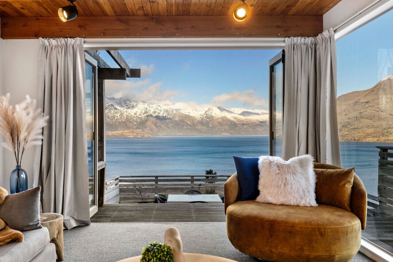 Best Queenstown Airbnbs