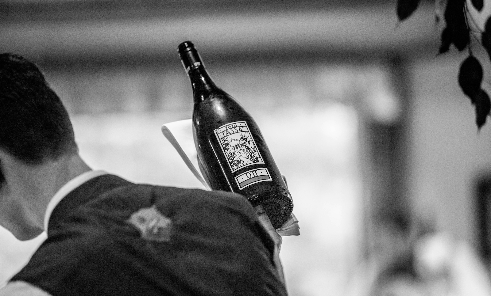 How To Navigate A Wine List Like A Seasoned Pro