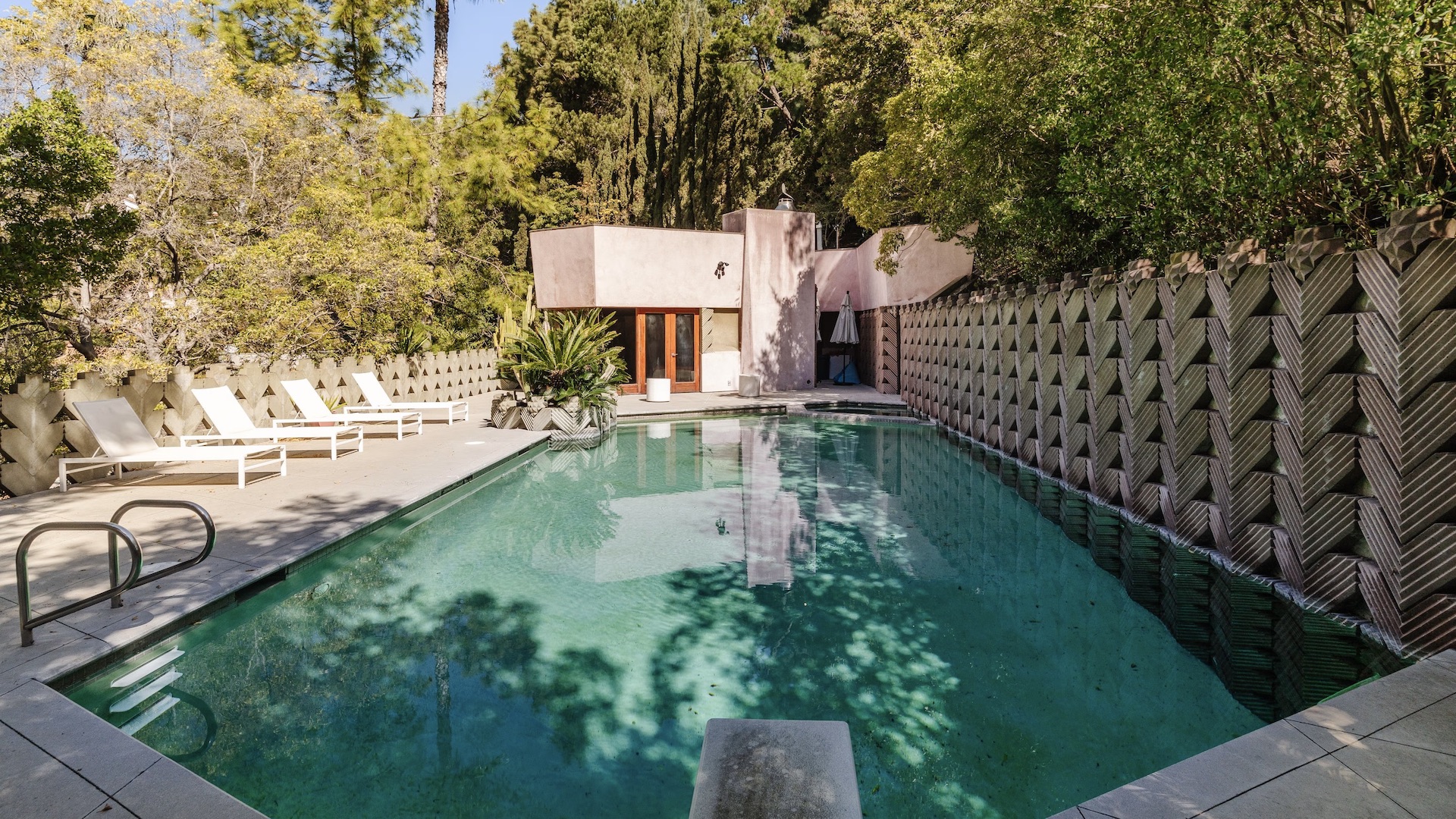 David Lynch’s $23 Million Hollywood Hideaway Is A Mid-Century Masterpiece