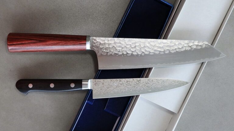 How To Pick A Japanese Cooking Knife On Tokyo’s Kappabashi Street