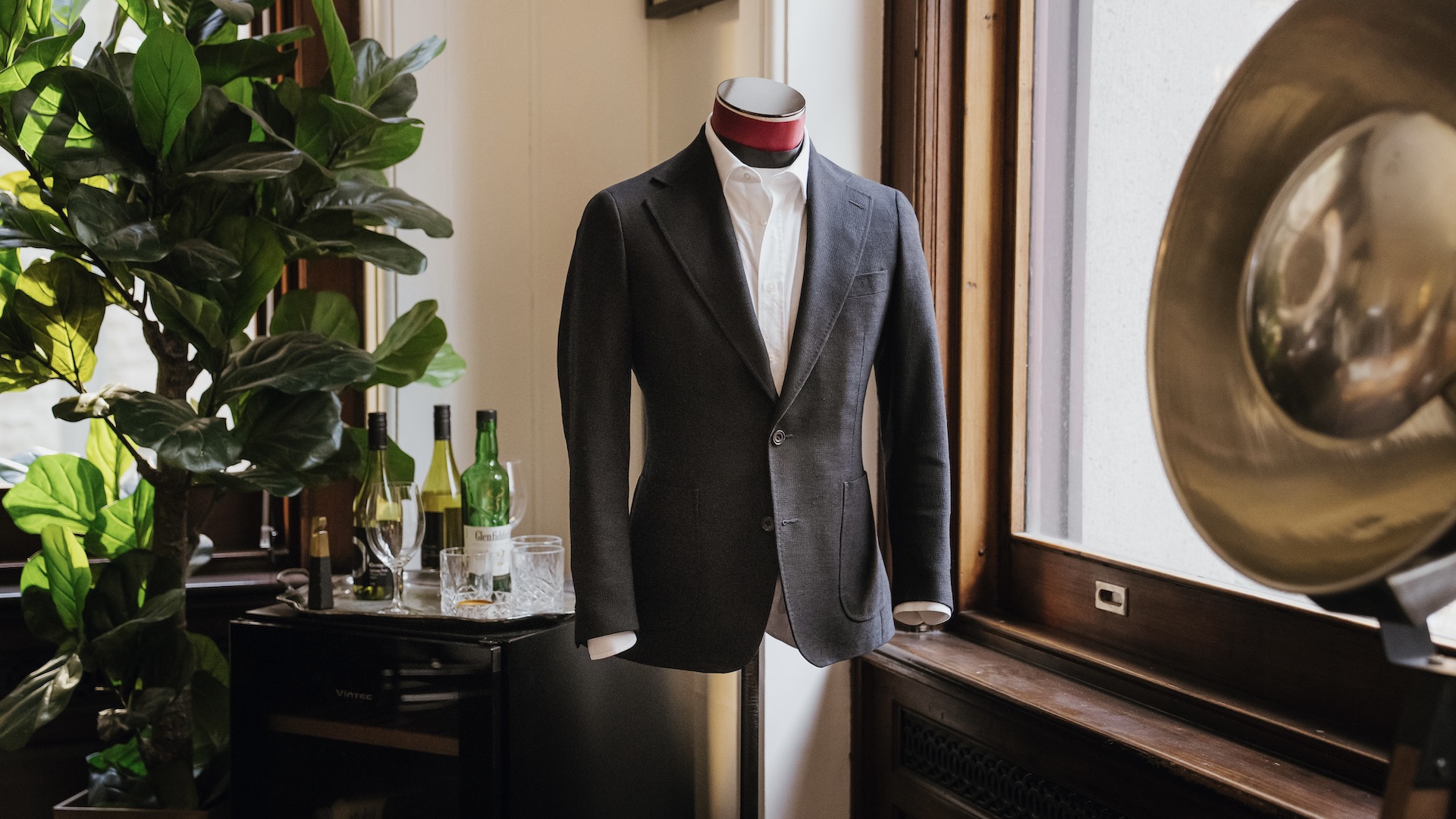 How To Dress For Your Body Shape (According To An Expert)