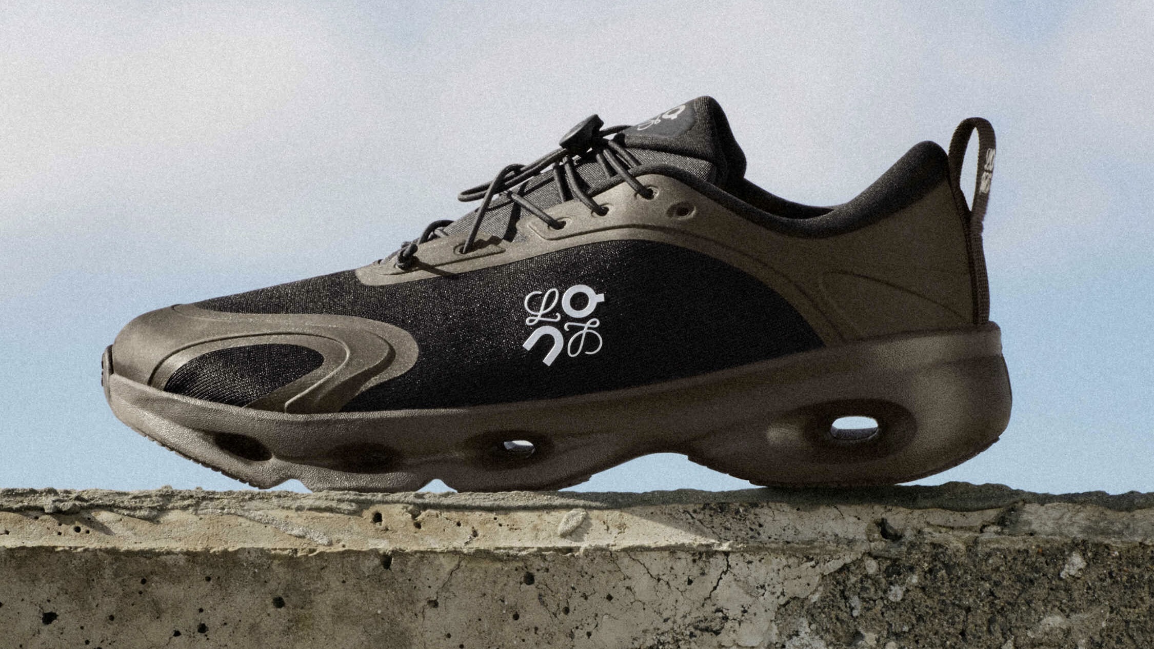 LOEWE & On’s Cloudsolo Sneaker Is The Coolest Dad Shoe