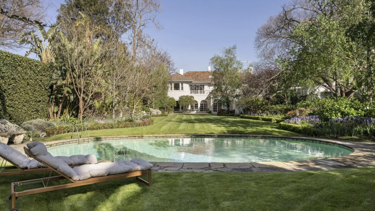 On The Market: This Spectacular Toorak Estate That’s Been Hidden For Half A Century