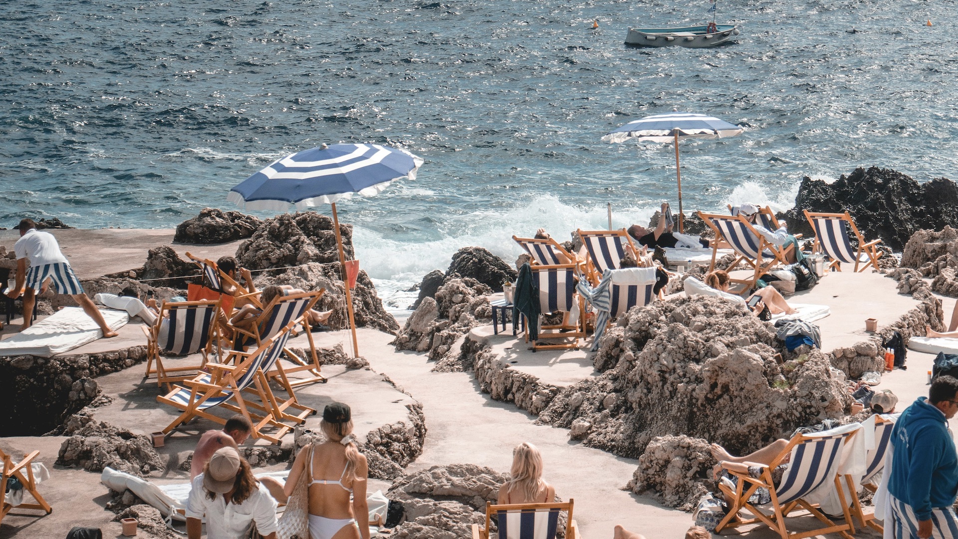 Memory In A Bottle: Rare Fragrances That Allow You To Bring The Holiday Home