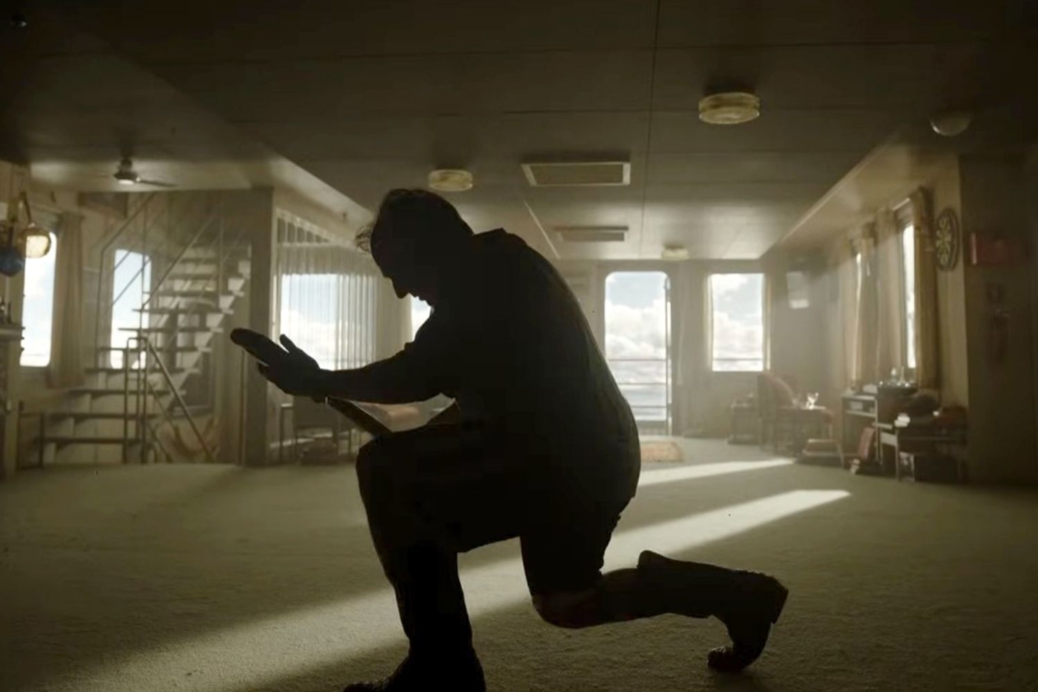 Tom Cruise DIGGER Trailer