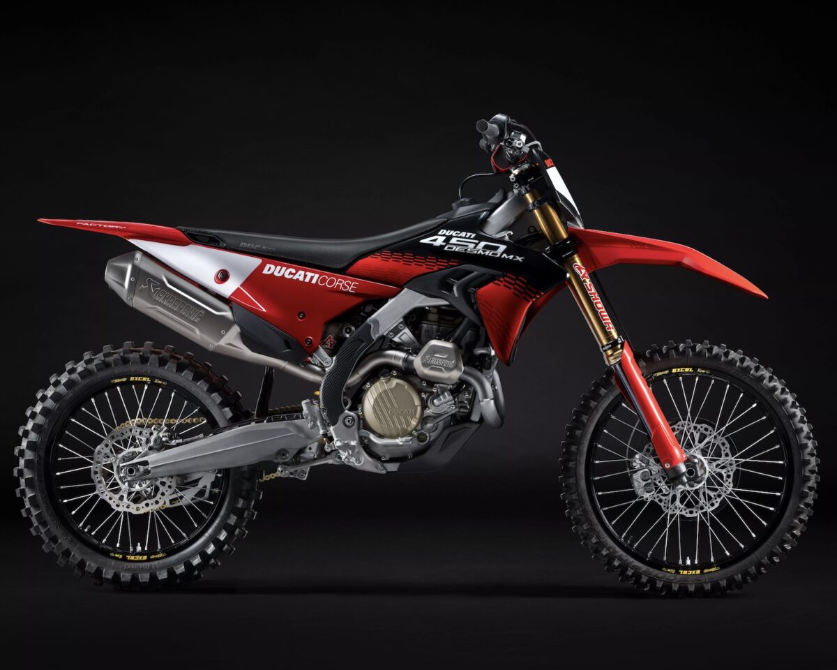 Ducati Desmo450 MX Factory