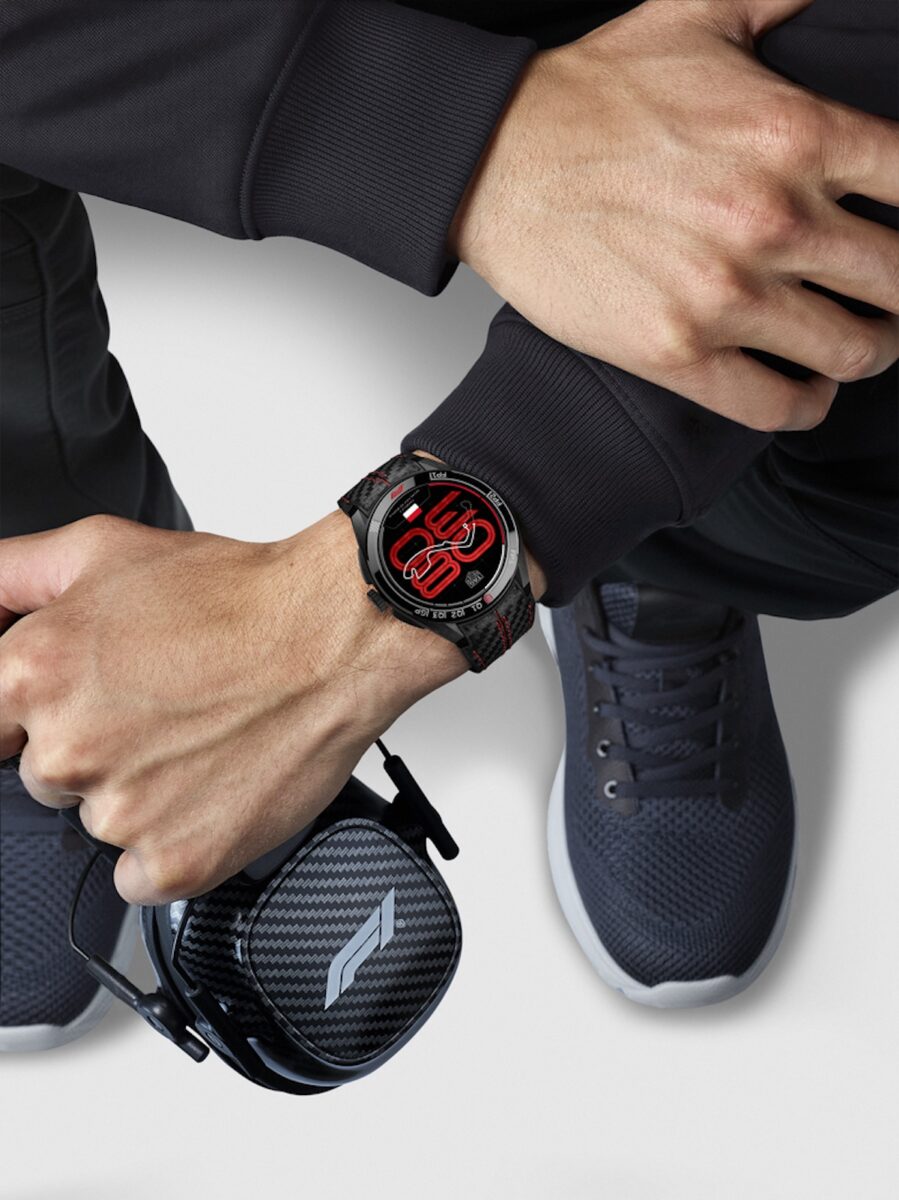 TAG Heuer Connected Formula 1